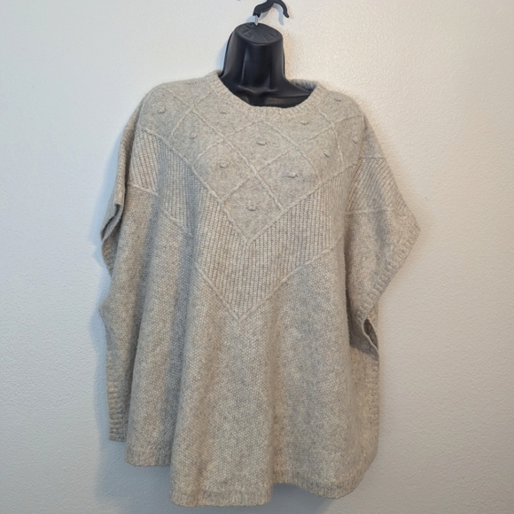 LOFT Cable Knit Poncho Sweater XS/S Oversized Women’s Oatmeal Wool Blend - Picture 1 of 8